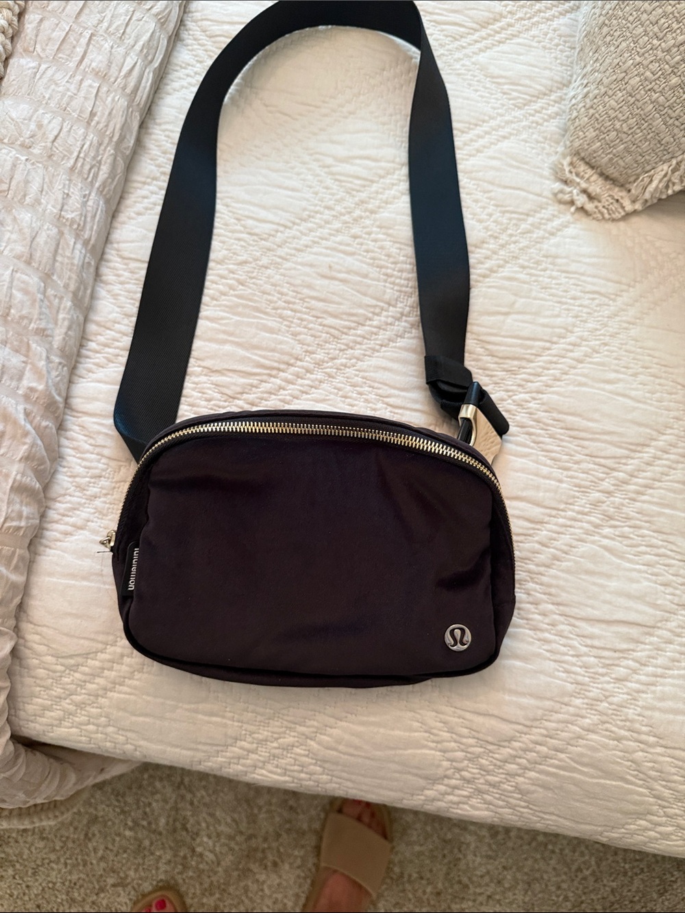 Lululemon everywhere bag in limited edition black velour velvet with gold.
